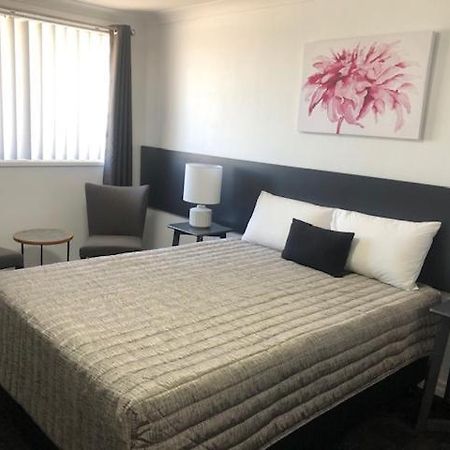South Tamworth Motor Inn ภายนอก รูปภาพ