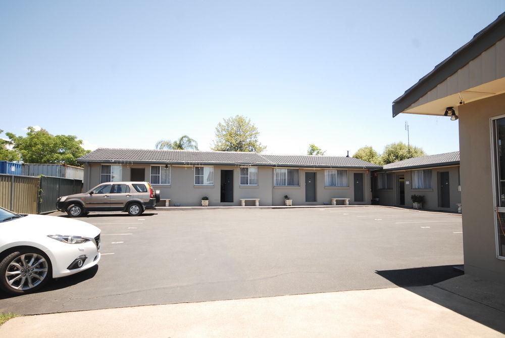 South Tamworth Motor Inn ภายนอก รูปภาพ