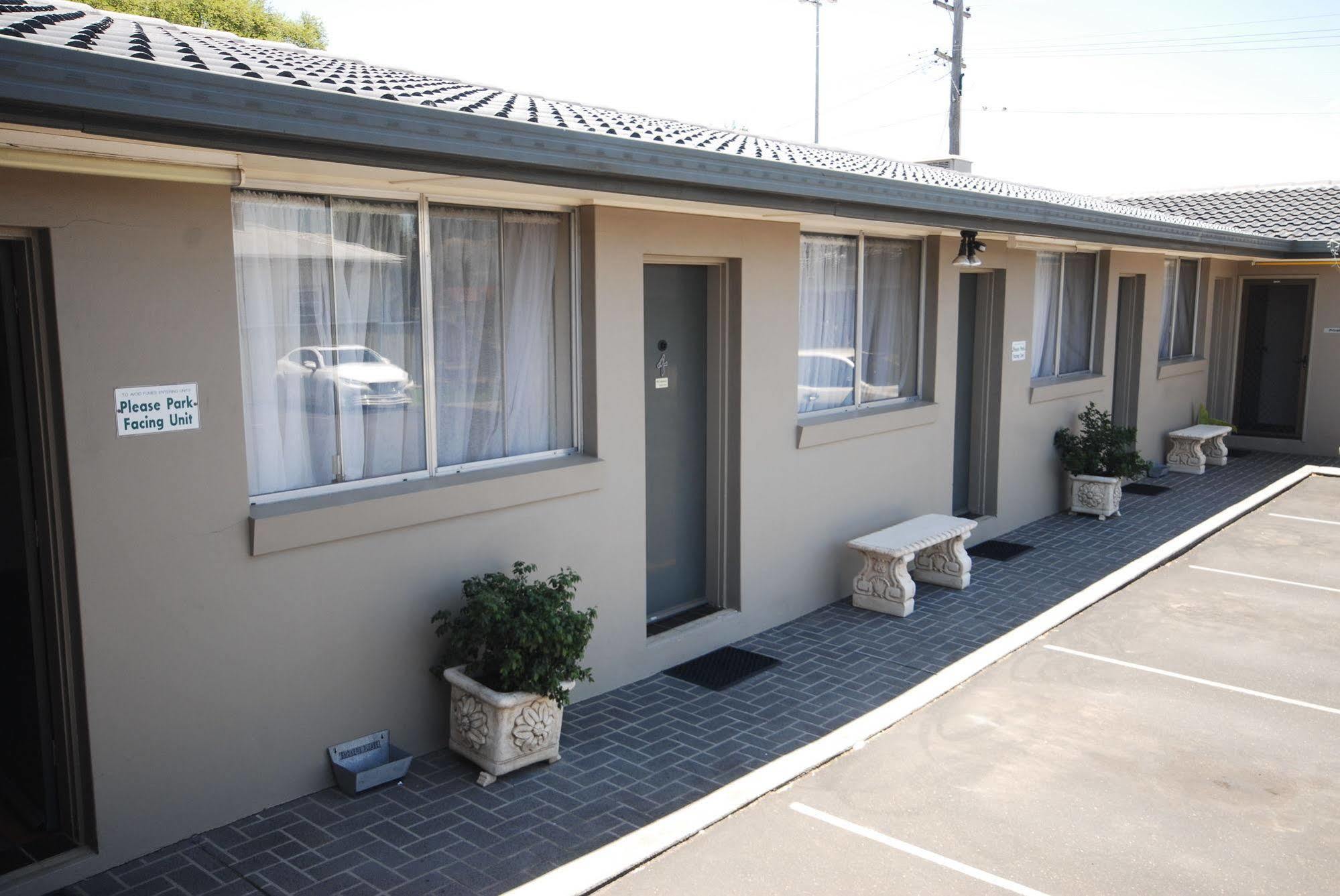 South Tamworth Motor Inn ภายนอก รูปภาพ