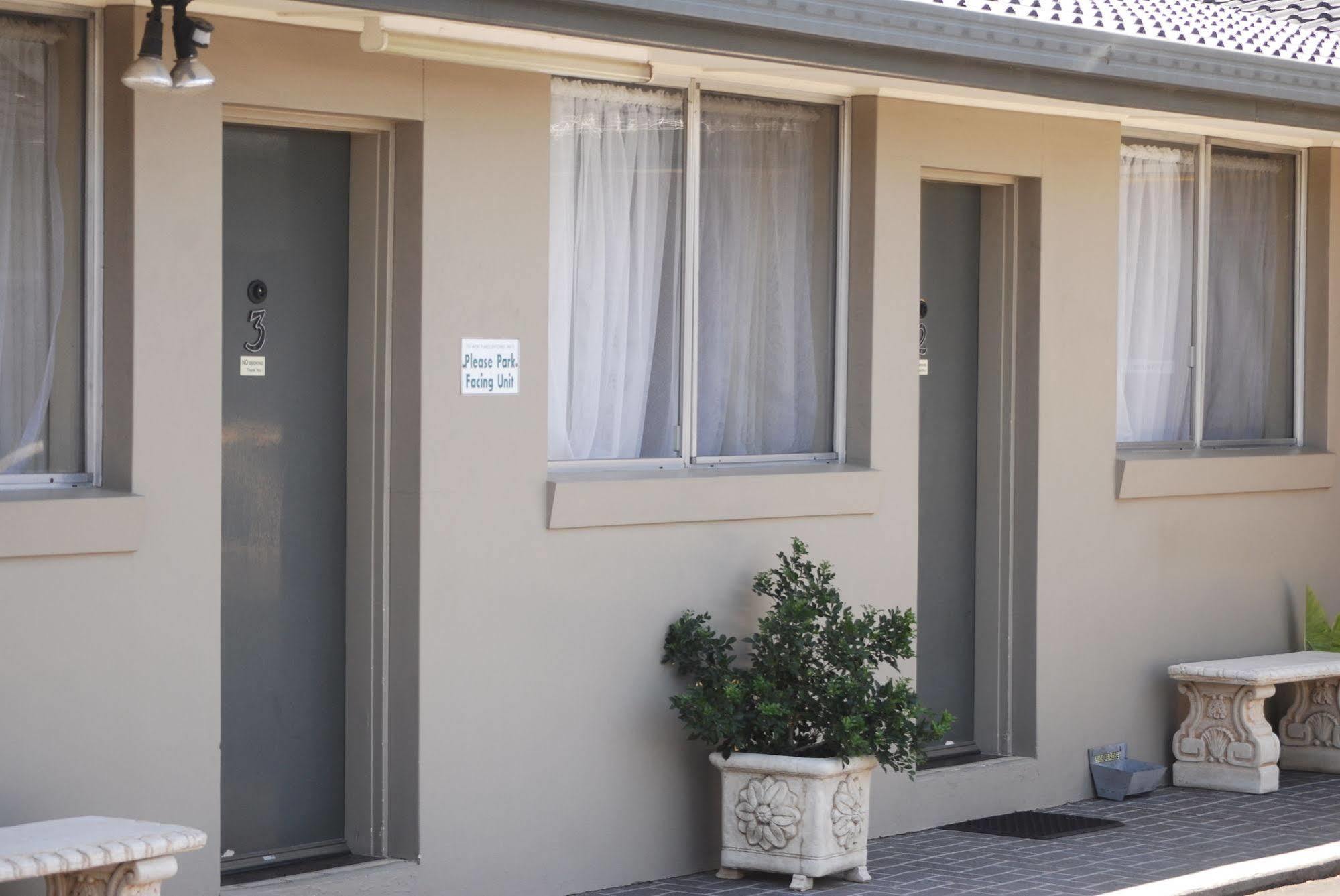 South Tamworth Motor Inn ภายนอก รูปภาพ